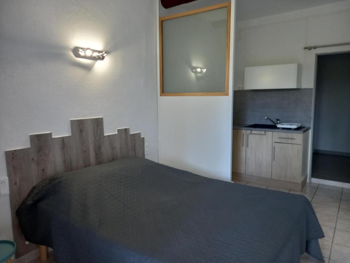 Chambres D'Hotes Domaine De Pelissols Bedarieux Exterior photo